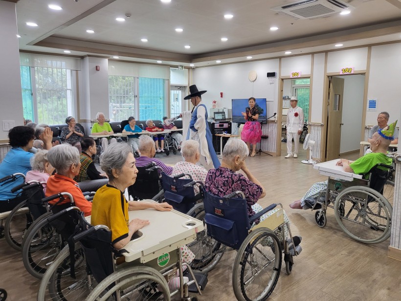 c3988e3a62efb3ff5cf36a0385044f36_1759987